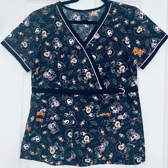 Tokidoki Black with Pink Trim Graphic Short Sleeve Scrub Top - Size M - Picture 1 of 1